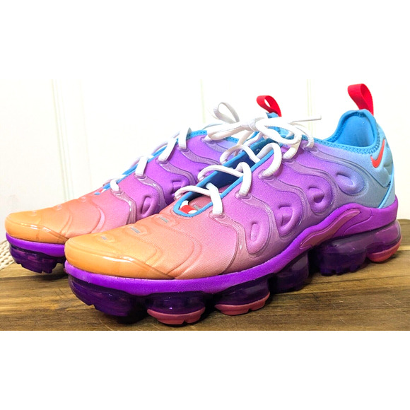 Nike Shoes - Nike Air Vapormax Plus Womens 9.5 Fuchsia Dream Crimson Sneakers FD0823-500